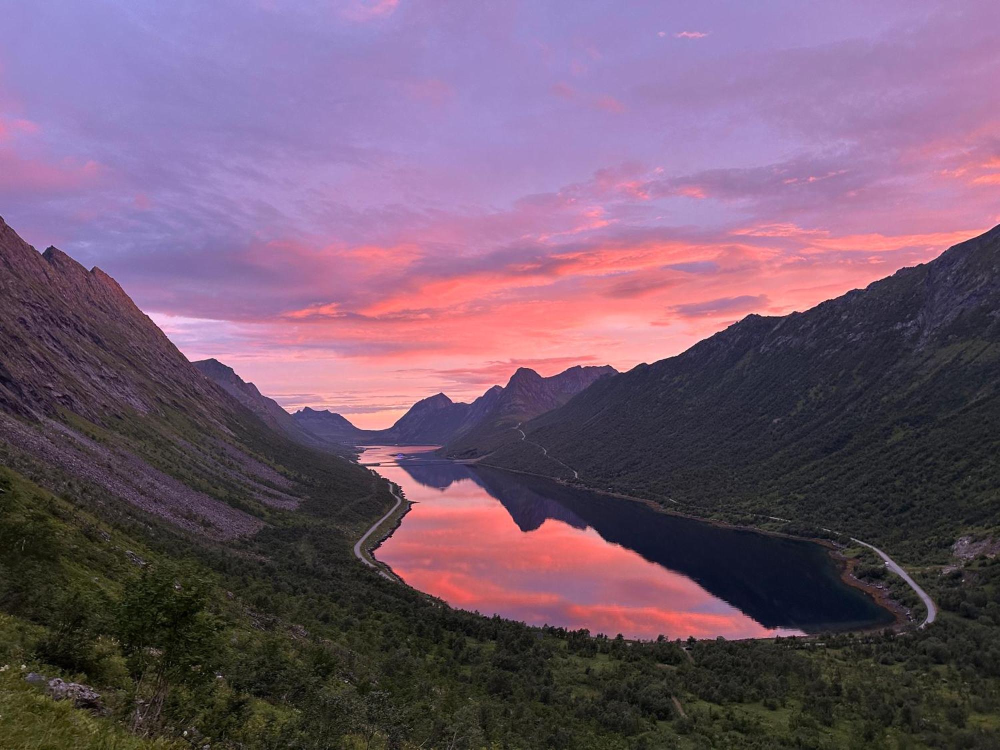 Kaikanten Gryllefjord Exterior foto
